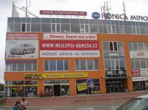 Pro zv�t�en� na fotografii klikn�te