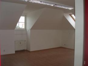 Pro zv�t�en� na fotografii klikn�te