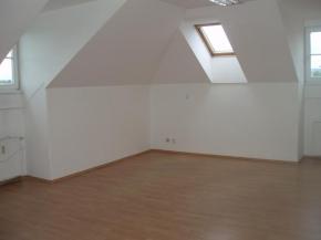 Kancel��sk� prostory 92,70 m2