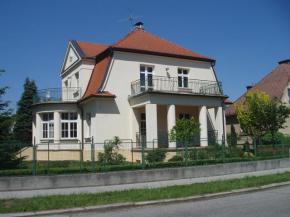 Luxusn� vila-bytov� i nebytov� prostory