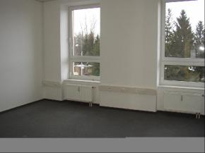 Kancel��sk� prostory, Husova ulice