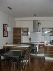 Pro zv�t�en� na fotografii klikn�te