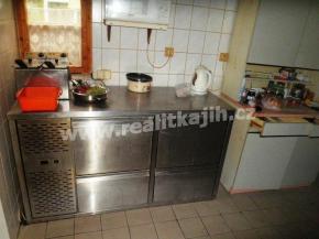Restaurace s velkm komernm pozemkem