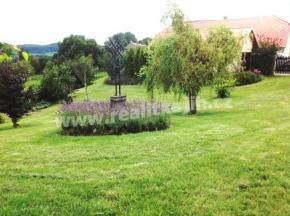 LUXUSN VENKOVSK SDLO