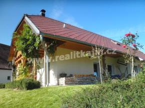 LUXUSN VENKOVSK SDLO