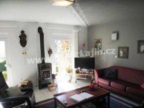 LUXUSN VENKOVSK SDLO