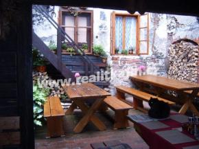 Zaveden pension s restaurac a obchodem