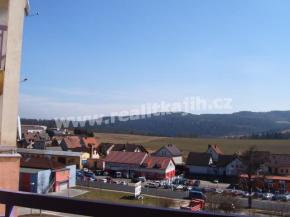 Byt 3+1 s 2 balkony