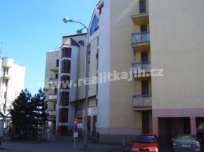 Byt 3+1 s 2 balkony