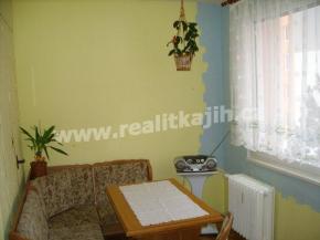 Byt 3+1+balkon