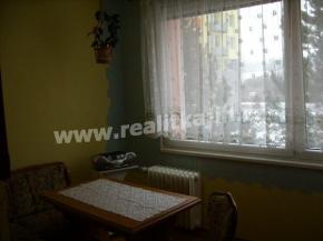 Byt 3+1+balkon