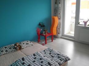 Pronjem luxusnho bytu 3+1 s balkonem
