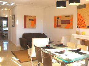 Prodej novho luxusnho apartmnu s terasou a zahrdkou ve panlsku  Costa Blanca