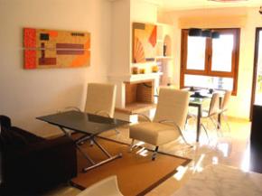 Prodej novho luxusnho apartmnu s terasou a zahrdkou ve panlsku  Costa Blanca