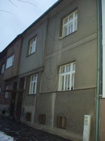 Prodme 2/3 rodinnho domu v Plzni na Slovanech