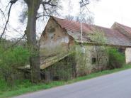 Stodola s pozemkem u Lhenic