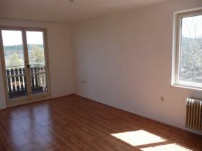 Prodej bytu 3+1 (70m2) v obci Sv�tl�k