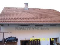 Rodinn� d�m s pozemkem