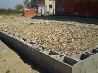 Stavebn� pozemek 372 m2