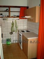 Pron�jem poloviny rodinn�ho domu