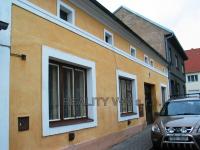 Rodinn� d�m s bytem 3+1